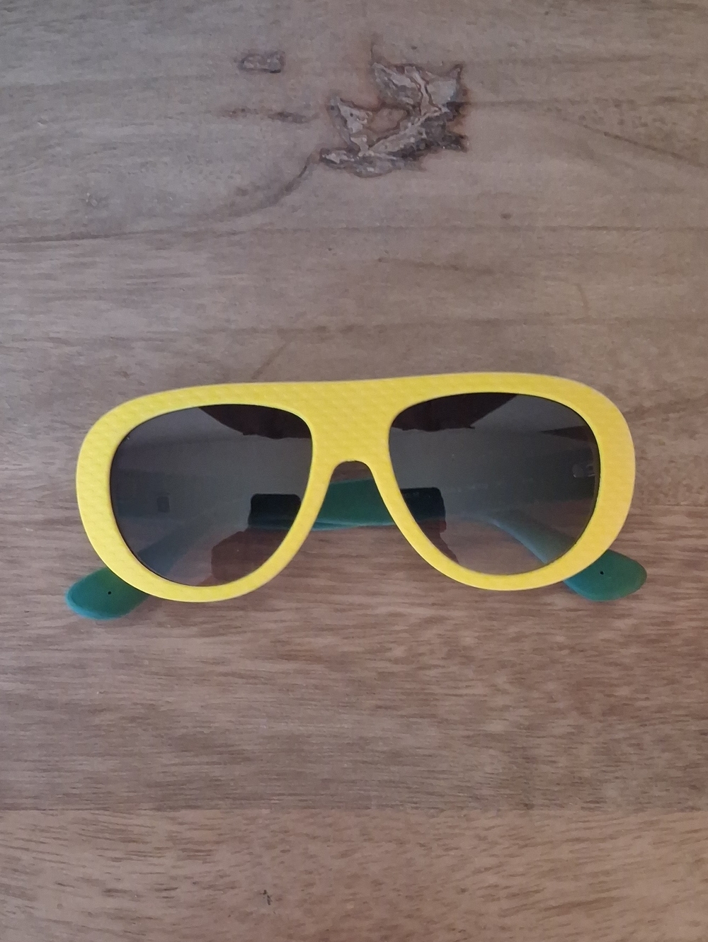 Havaianas Yellow and Green Brizil Aviator Sunglasses